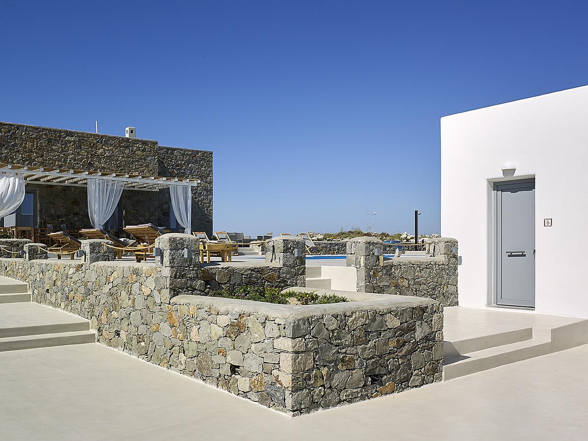 Lithos Luxury Rooms (Adults Only) Adamantas Exterior photo