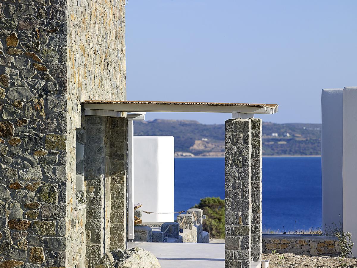 Lithos Luxury Rooms (Adults Only) Adamantas Exterior photo